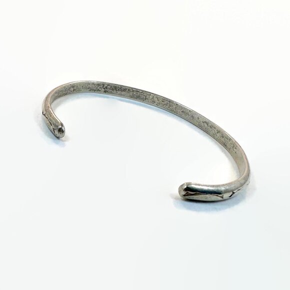 Vintage Native American Cuff Sterling Silver Chased  Sunray Pattern Small Wrist - Picture 3 of 4